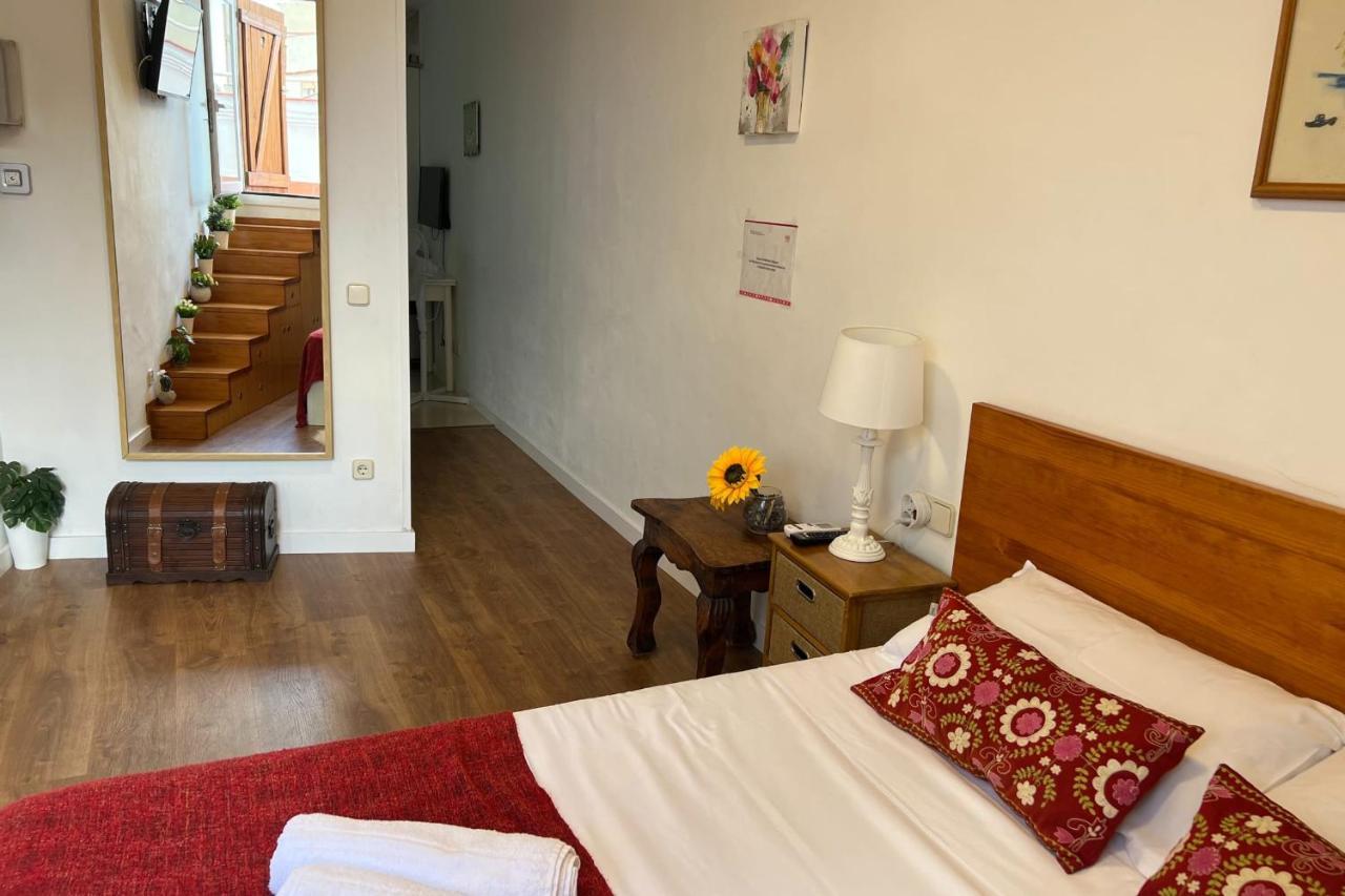Cozy Studio With Amazing Terrace Near Plaza Espana 바르셀로나 외부 사진